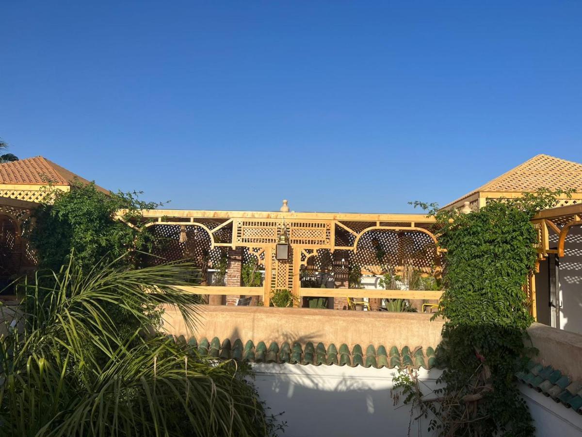 马拉喀什 提比特摩洛哥传统庭院旅馆酒店 外观 照片